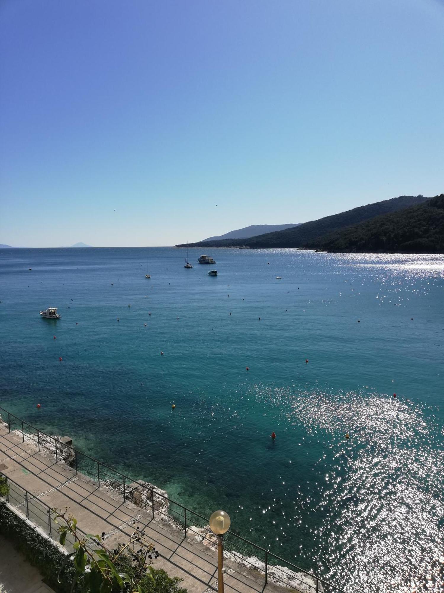 Apartments Mare Losinjska 16 Рабац Екстериор снимка