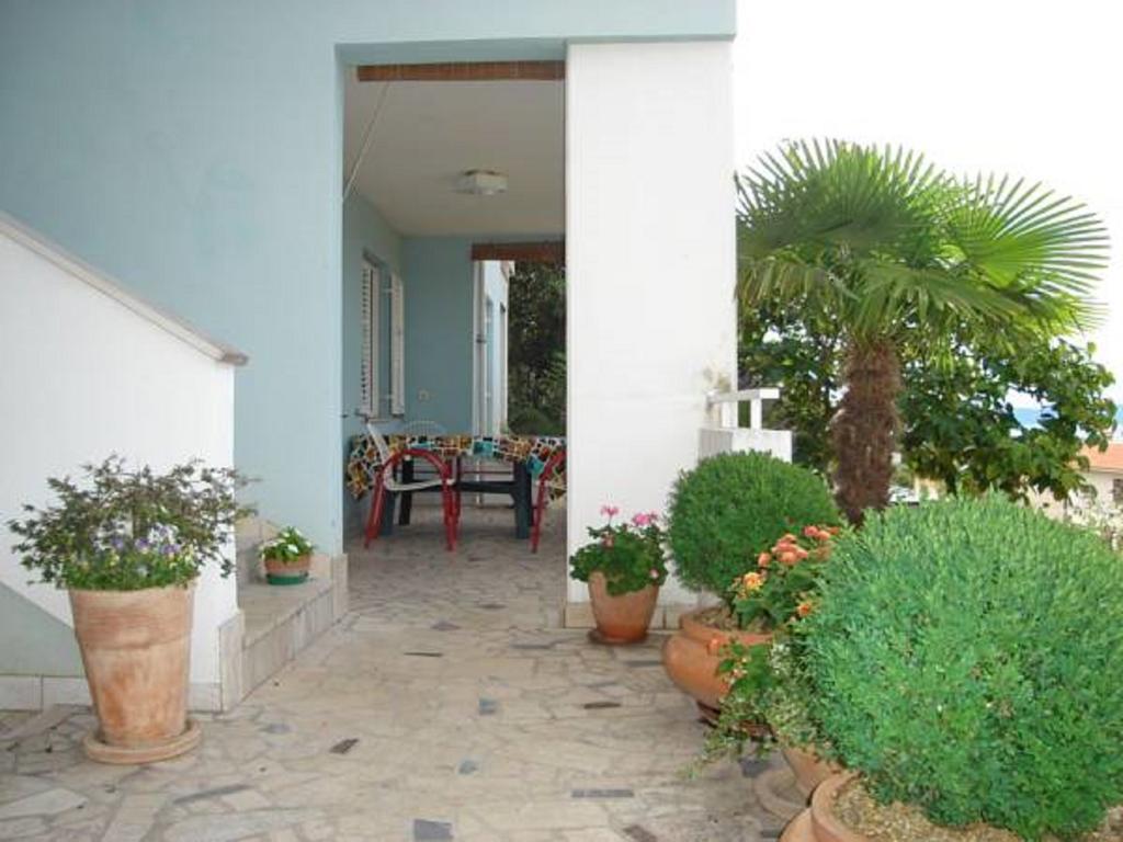Apartments Mare Losinjska 16 Рабац Стая снимка