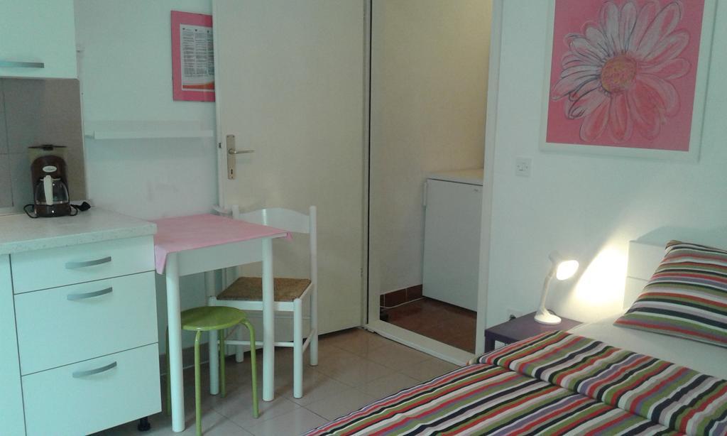 Apartments Mare Losinjska 16 Рабац Екстериор снимка